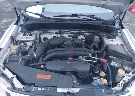 2011 Subaru Forester 2.5X Touring из США, поврежденный, VIN JF2SHAGCXBH722251